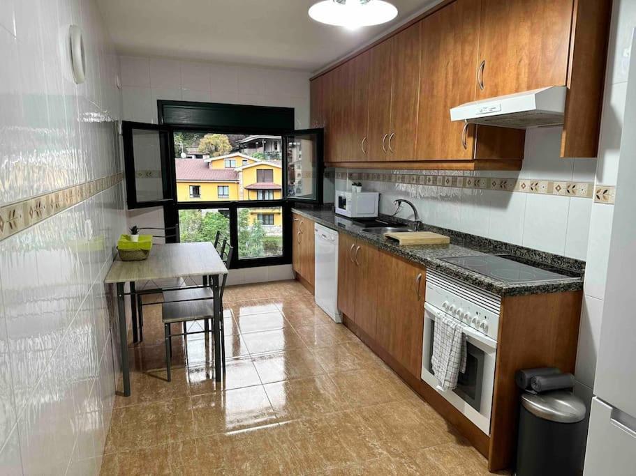 Apartamento Con Vistas A La Montana Infiesto Exteriör bild